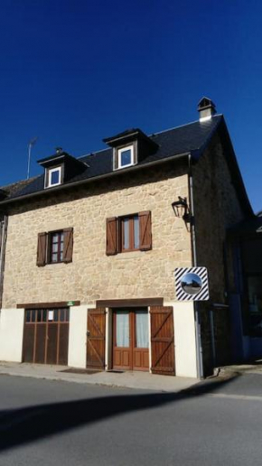 Maison au cœur d'un petit village